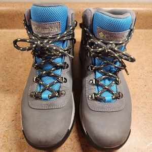 Columbia Newton Ridge Plus Waterproof Hiking Boots Gray/Blue Women’s 9